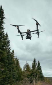 Drohnen Flugaufnahmen Schweiz Waldrand drone-air-media.com